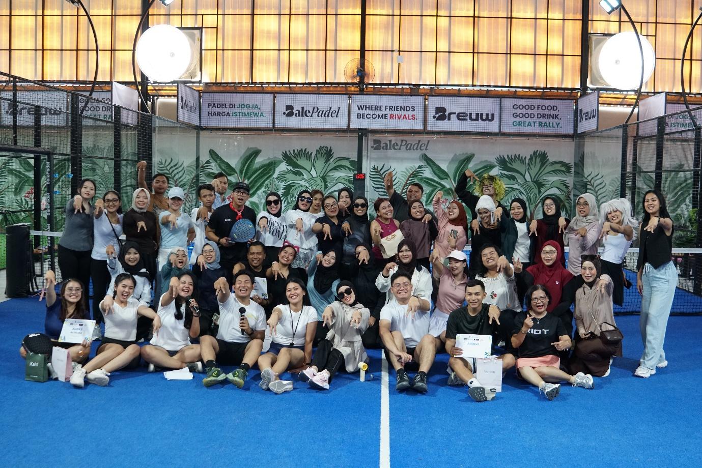 Among Villa Padel Court Wars 2026